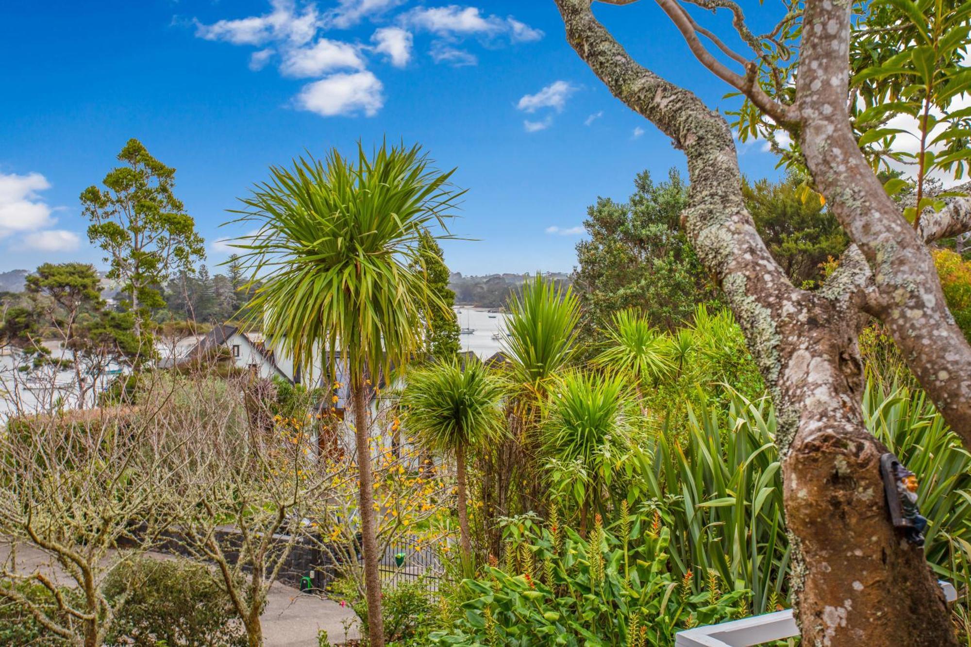 Greenhithe Hidden Gem With Sea Views And Air-Con Villa Auckland Exterior photo